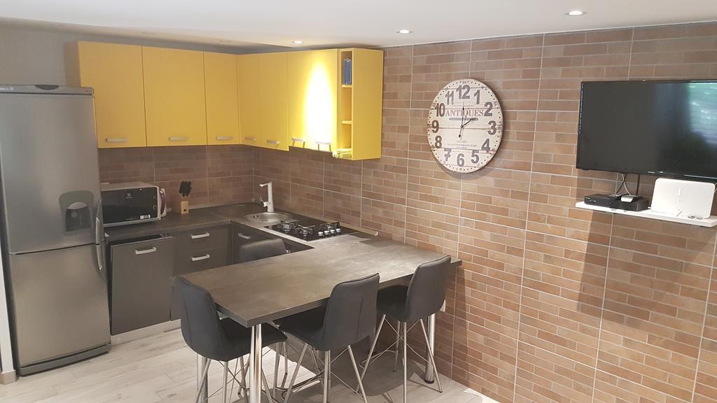 Apartman Sevilya Kostrena Eksteriør billede