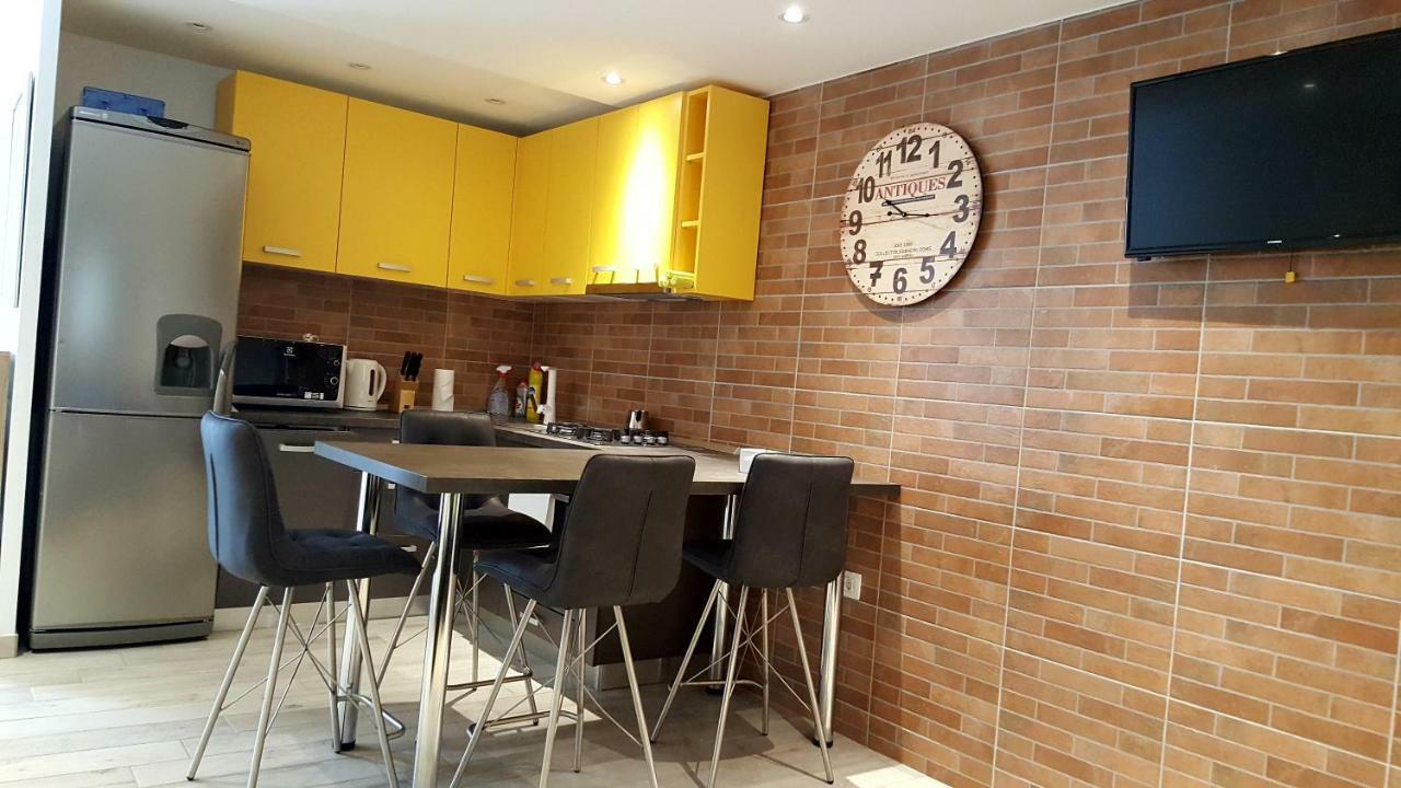 Apartman Sevilya Kostrena Eksteriør billede