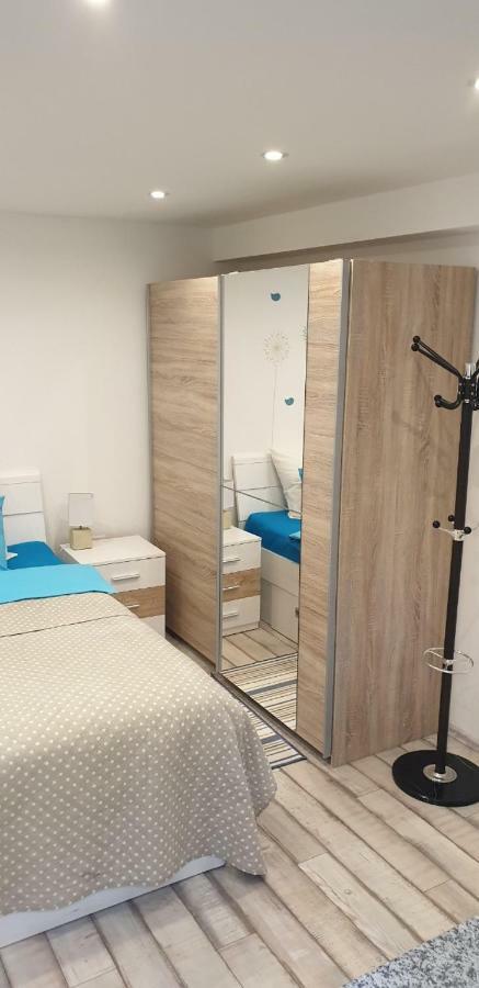 Apartman Sevilya Kostrena Eksteriør billede